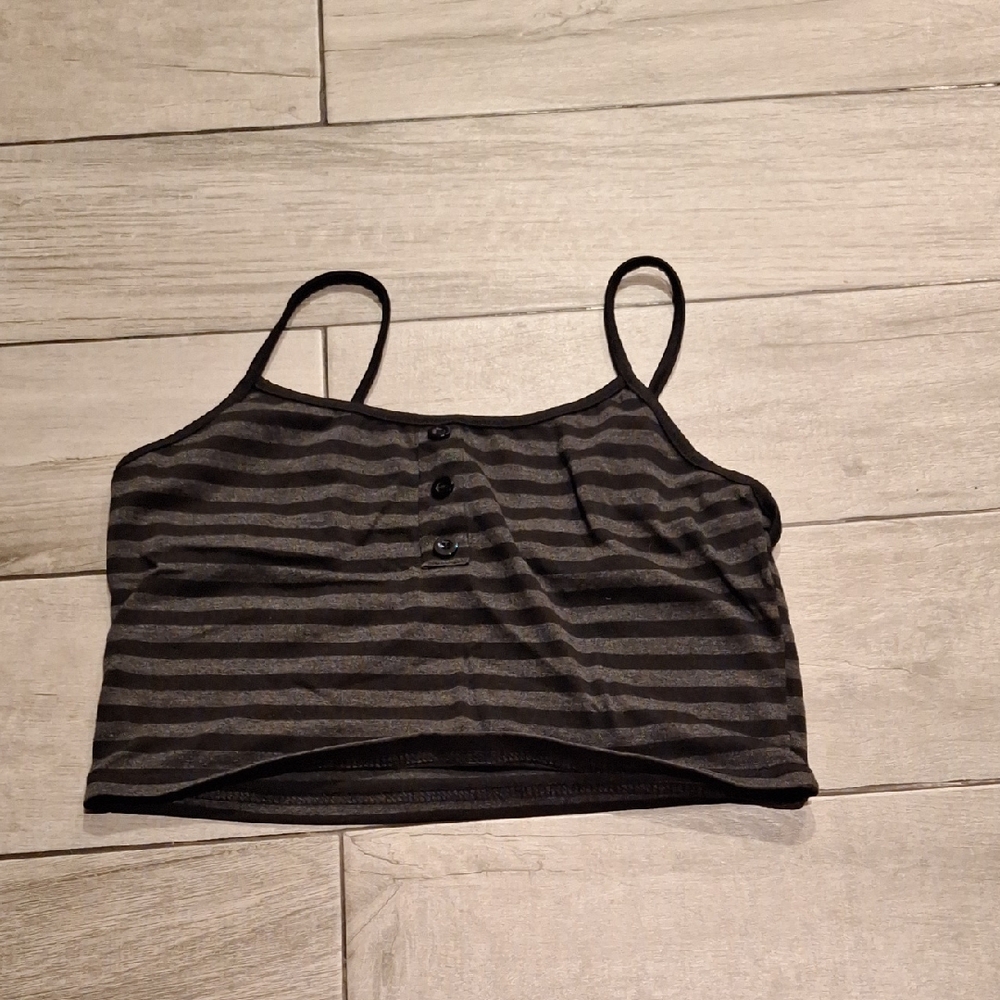🍁SHEIN Black and Gray Striped Crop Top💐